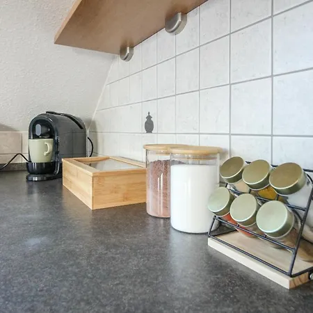 Njoy! Design - Audi Zentrum & Balkon Апартаменты *