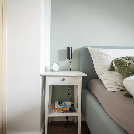 Apartment Njoy! Sonnig & Zentral - Queensize - Kaffee - Netflix - Balkon - Perfekt Fuer Business & Paare Neckarsulm