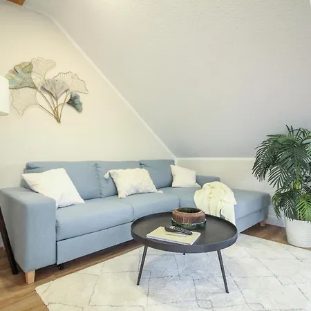 Apartment Njoy! Sonnig & Zentral - Queensize - Kaffee - Netflix - Balkon - Perfekt Fuer Business & Paare